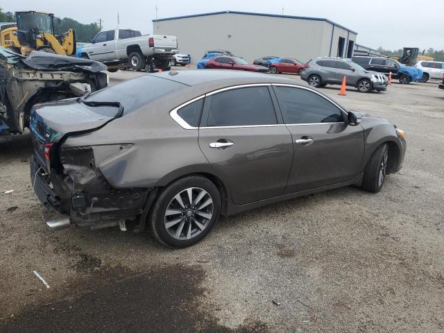 Photo 3 from auction – 2017 NISSAN ALTIMA 2.5 with VIN 1N4AL3AP0HC170898