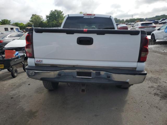 Photo 6 from auction – 2005 CHEVROLET SILVERADO with VIN 1GCGC13UX5F882020