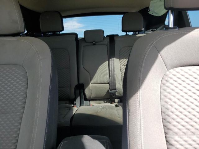 Photo 10 from auction – 2020 FORD ESCAPE SE with VIN 1FMCU0G64LUA36164