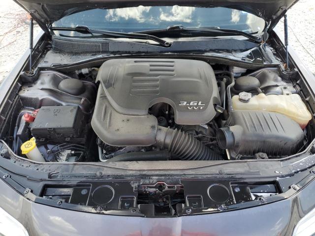 Photo 11 from auction – 2015 CHRYSLER 300C with VIN 2C3CCAEG0FH881954