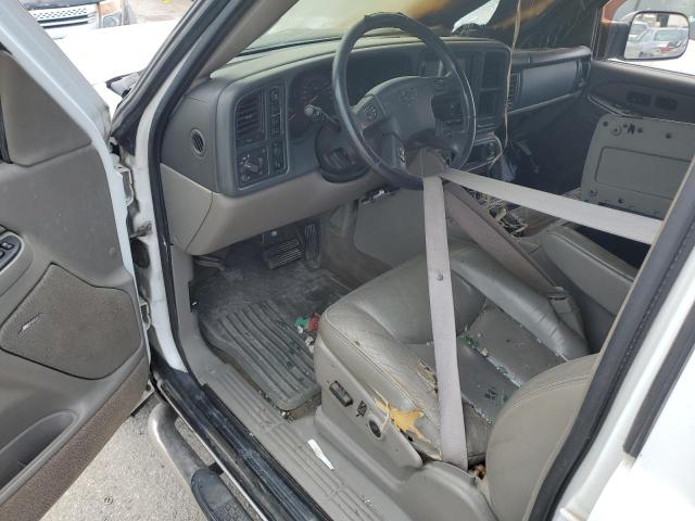 Photo 8 from auction – 2005 CHEVROLET AVALANCHE with VIN 3GNGK22G45G202977