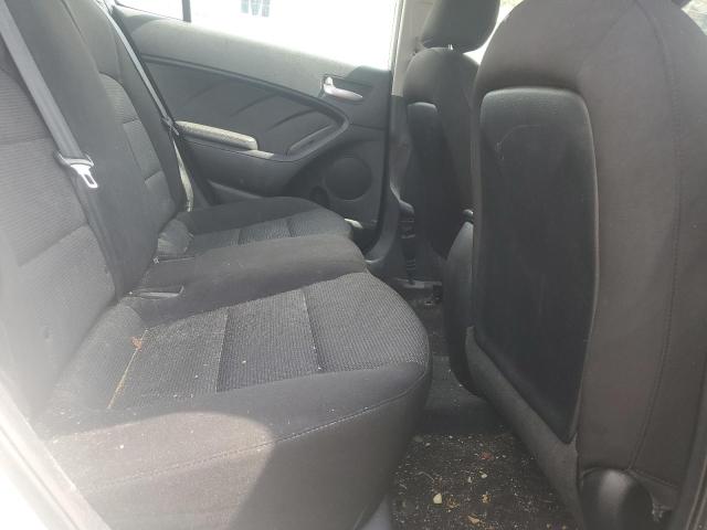 Photo 10 from auction – 2017 KIA FORTE LX with VIN 3KPFK4A74HE153717