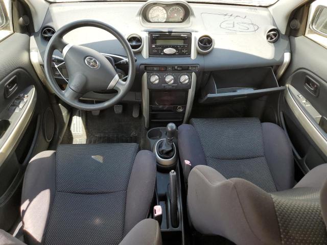 Photo 8 from auction – 2005 TOYOTA SCION XA with VIN JTKKT624150086292
