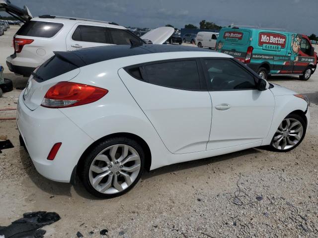 Photo 3 from auction – 2013 HYUNDAI VELOSTER with VIN KMHTC6AD1DU174839