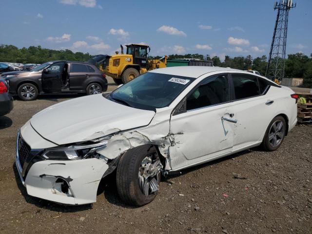 NISSAN ALTIMA S 2019 with VIN 1N4BL4BV4KC211595 - Photo from auction