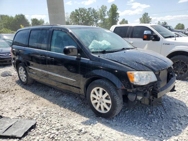 Photo 4 from auction – 2013 CHRYSLER TOWN & COU with VIN 2C4RC1BG2DR805394