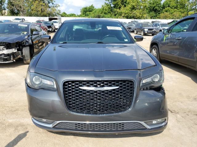 Photo 5 from auction – 2019 CHRYSLER 300 S with VIN 2C3CCABG4KH516742