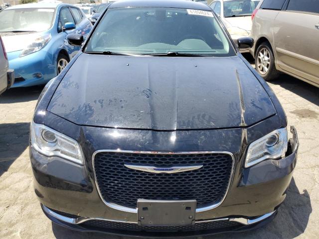Photo 5 from auction – 2019 CHRYSLER 300 TOURIN with VIN 2C3CCAAG1KH601460