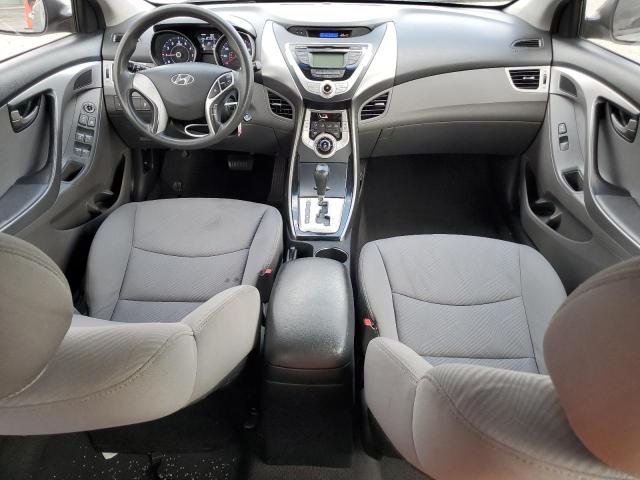 Photo 8 from auction – 2012 HYUNDAI ELANTRA GL with VIN 5NPDH4AE5CH135929