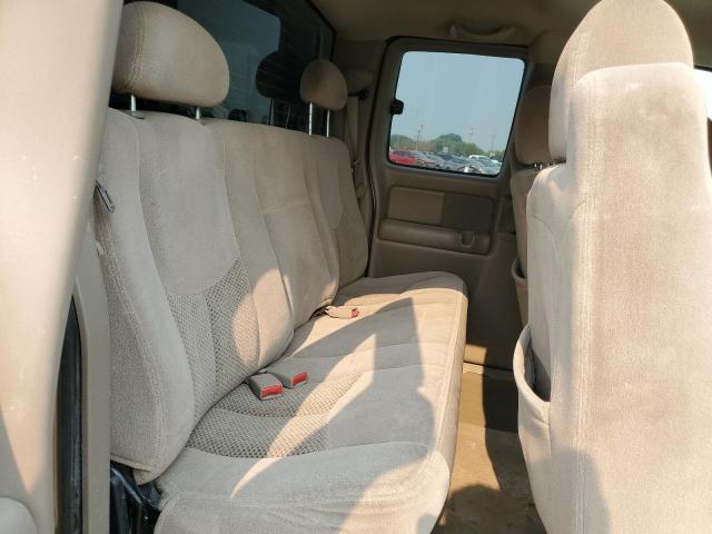 Photo 10 from auction – 2004 CHEVROLET SILVERADO with VIN 1GCEK19T64E232310