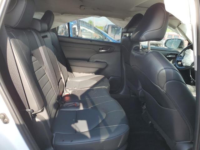 Photo 11 from auction – 2022 TOYOTA HIGHLANDER with VIN 5TDHZRBH0NS581598