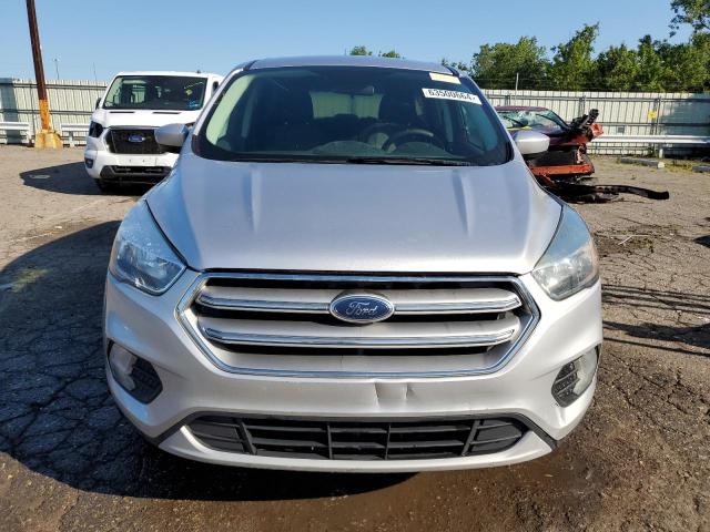 Photo 5 from auction – 2017 FORD ESCAPE SE with VIN 1FMCU0GDXHUD52044