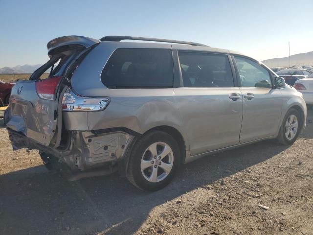 Photo 3 from auction – 2012 TOYOTA SIENNA LE with VIN 5TDKK3DC8CS272015