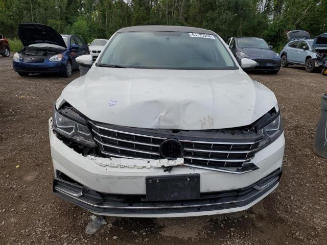 Photo 5 from auction – 2018 VOLKSWAGEN PASSAT S with VIN 1VWAA7A39JC033997