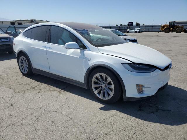 Photo 4 from auction – 2016 TESLA MODEL X with VIN 5YJXCAE25GF007057