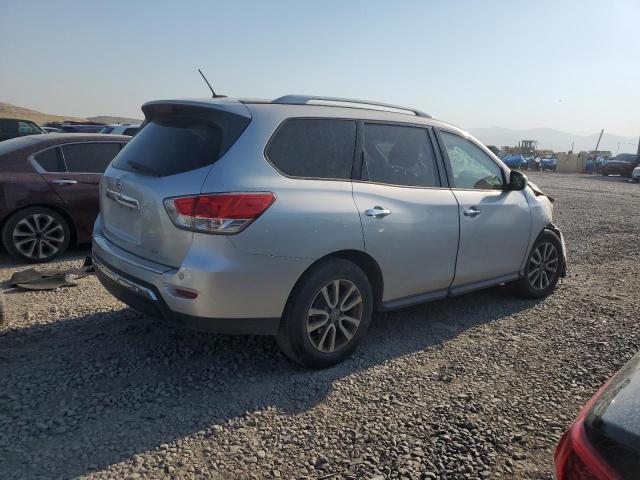 Photo 3 from auction – 2015 NISSAN PATHFINDER with VIN 5N1AR2MN9FC635376