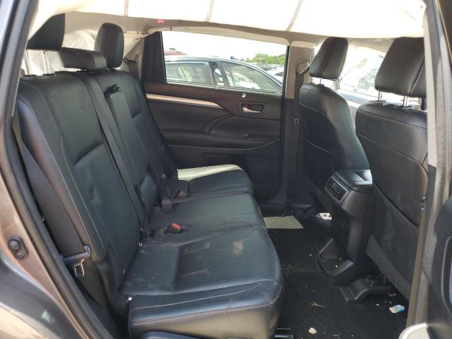 Photo 10 from auction – 2016 TOYOTA HIGHLANDER with VIN 5TDJKRFH6GS303517