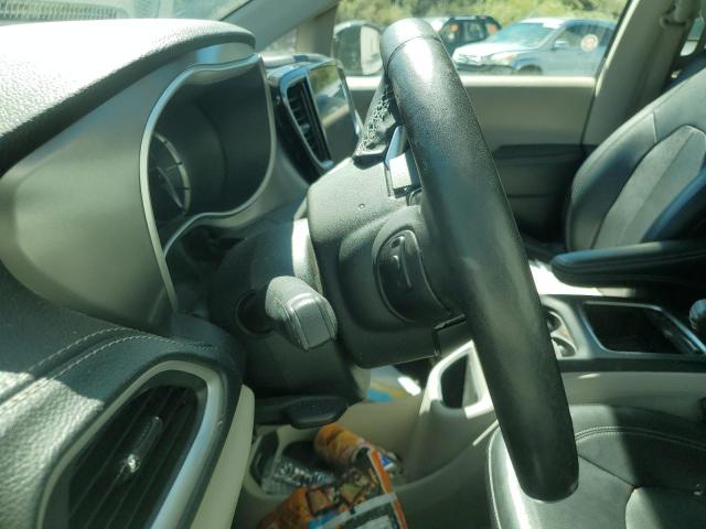 Photo 8 from auction – 2022 CHRYSLER PACIFICA H with VIN 2C4RC1L72NR124202