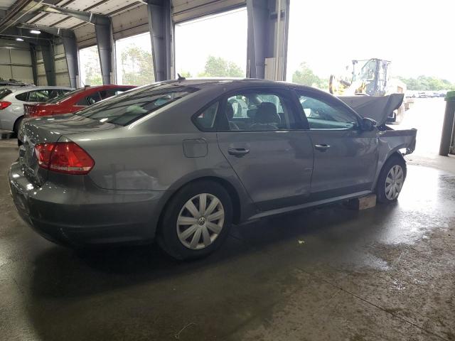 Photo 3 from auction – 2013 VOLKSWAGEN PASSAT S with VIN 1VWAP7A3XDC031498