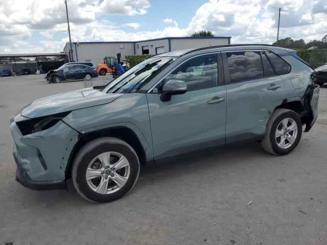 TOYOTA RAV4 XLE 2020 with VIN 2T3W1RFV0LC069738 - Photo from auction