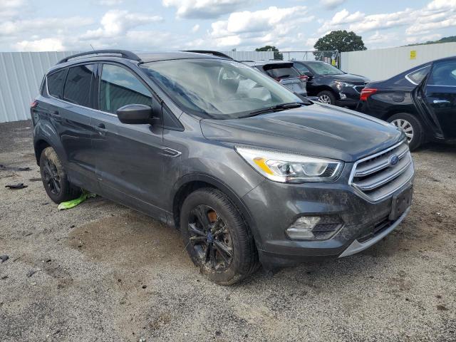 Photo 4 from auction – 2017 FORD ESCAPE SE with VIN 1FMCU9GD2HUC11943
