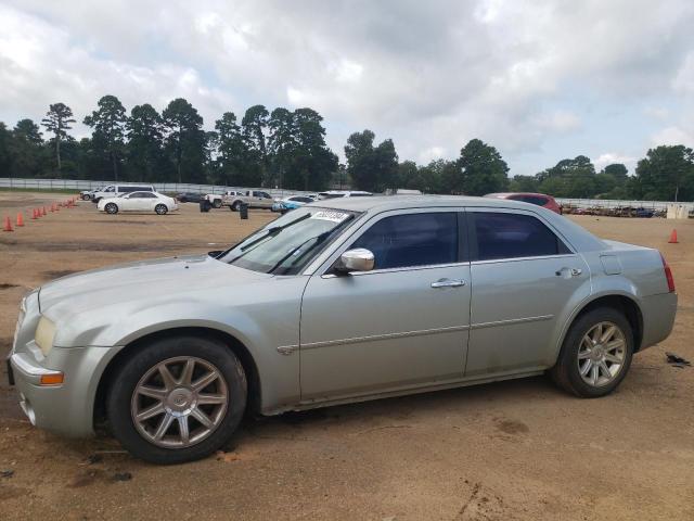 CHRYSLER 300C 2005 with VIN 2C3JA63H95H110302 - Photo from auction