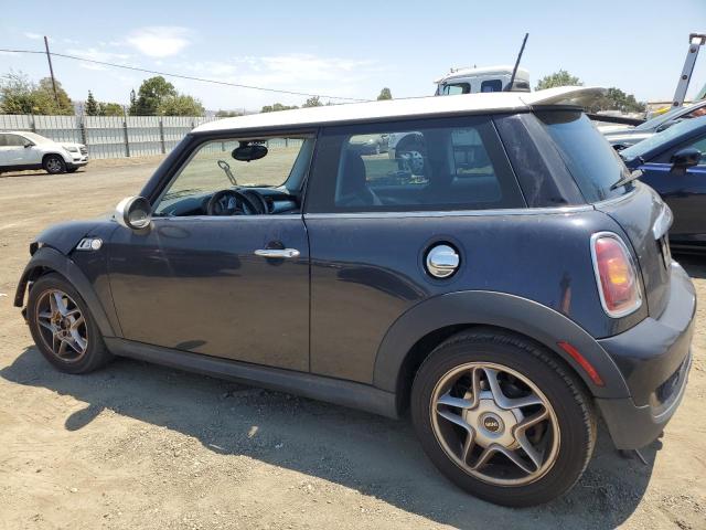 Photo 2 from auction – 2007 MINI COOPER S with VIN WMWMF73507TL87946