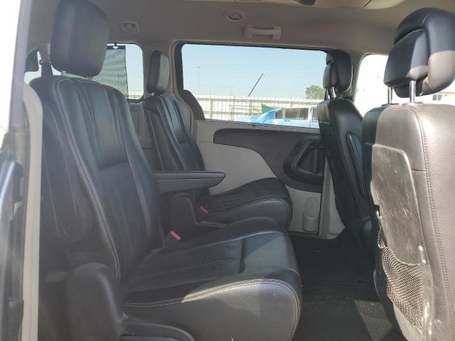 Photo 11 from auction – 2011 CHRYSLER TOWN & COU with VIN 2A4RR8DG6BR656354