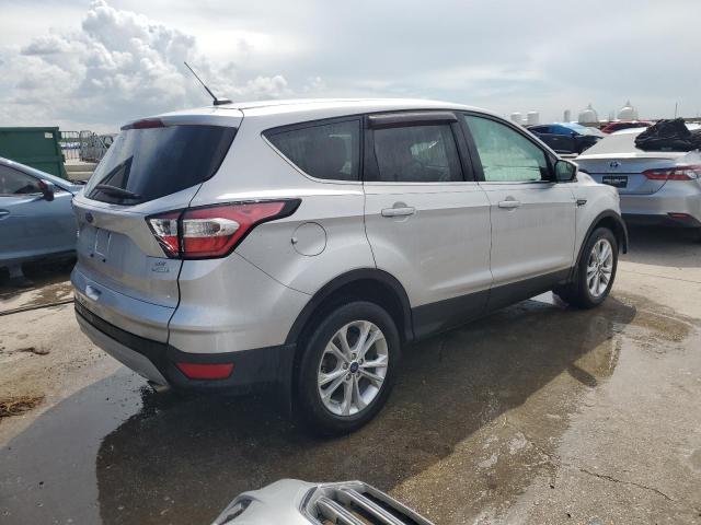 Photo 3 from auction – 2017 FORD ESCAPE SE with VIN 1FMCU0GD6HUB73130