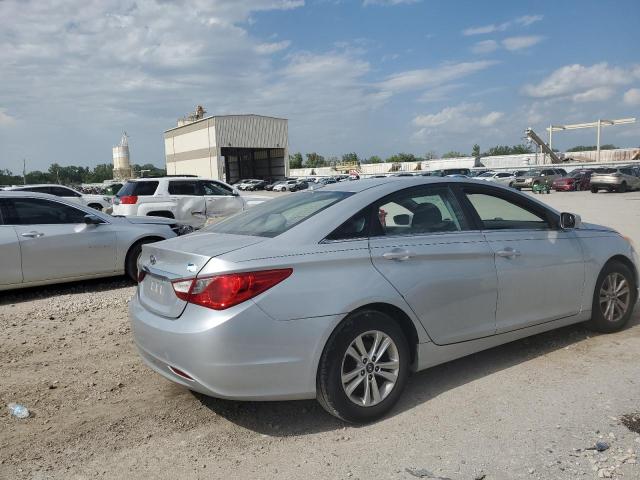 Photo 3 from auction – 2012 HYUNDAI SONATA GLS with VIN 5NPEB4AC7CH490573