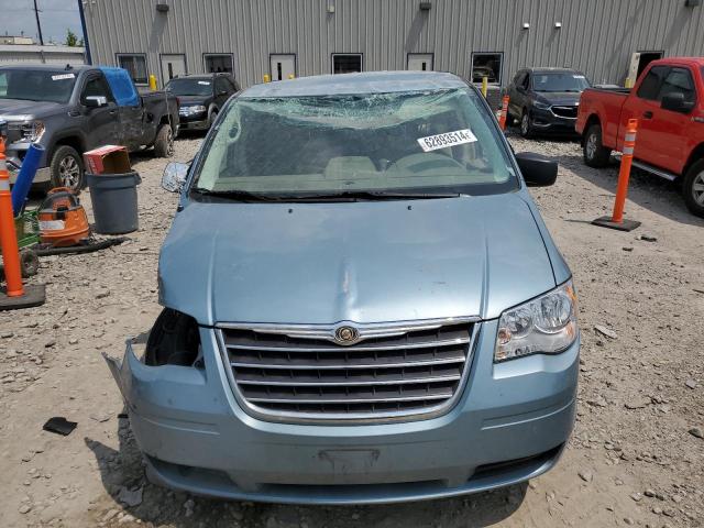 Photo 5 from auction – 2010 CHRYSLER TOWN & COU with VIN 2A4RR4DE6AR113799