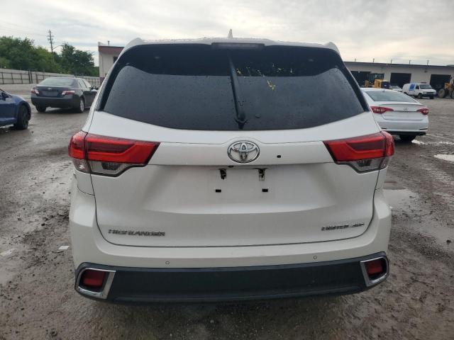 Photo 6 from auction – 2017 TOYOTA HIGHLANDER with VIN 5TDDZRFH5HS468677