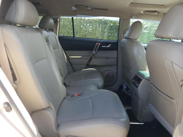 Photo 11 from auction – 2011 TOYOTA HIGHLANDER with VIN 5TDYK3EHXBS033407