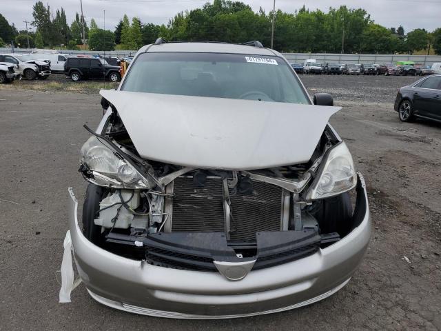 Photo 5 from auction – 2005 TOYOTA SIENNA CE with VIN 5TDZA23C85S262942