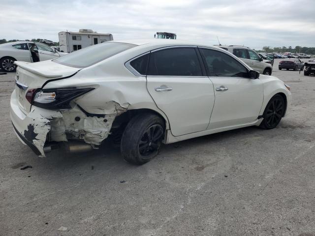 Photo 3 from auction – 2017 NISSAN ALTIMA 2.5 with VIN 1N4AL3AP3HC262183