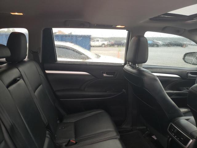 Photo 11 from auction – 2016 TOYOTA HIGHLANDER with VIN 5TDKKRFH1GS145902