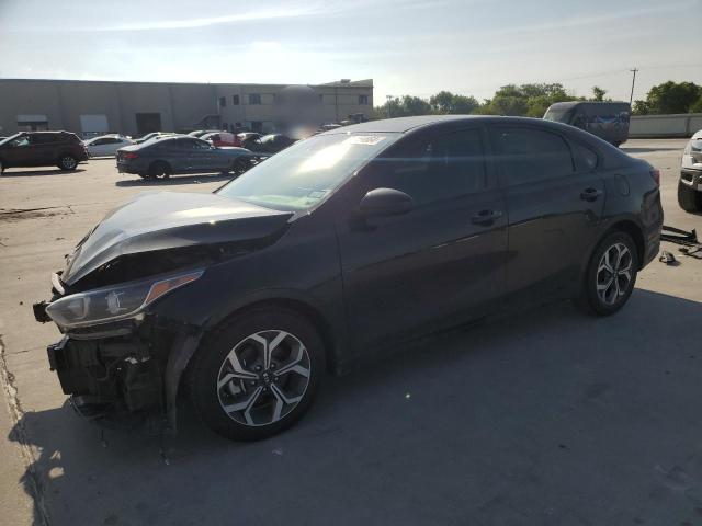 KIA FORTE FE 2020 with VIN 3KPF24AD2LE246945 - Photo from auction