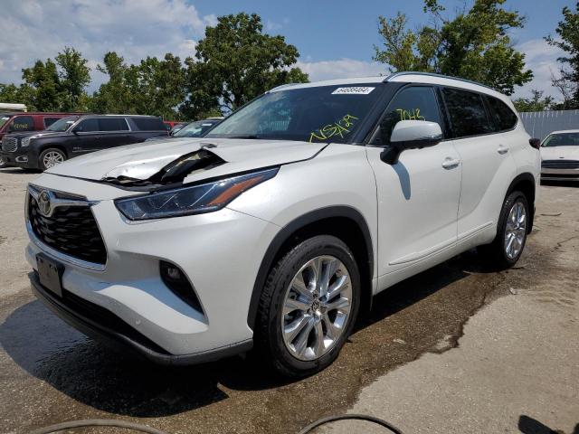 TOYOTA HIGHLANDER 2024 with VIN 5TDKDRBH8RS539383 - Photo from auction