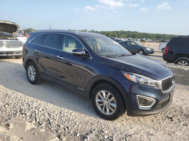 Photo 4 from auction – 2017 KIA SORENTO LX with VIN 5XYPGDA52HG195262