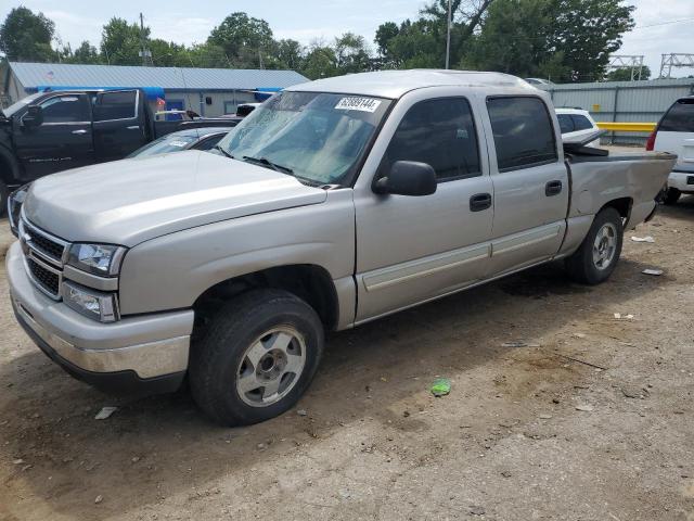 CHEVROLET SILVERADO 2006 with VIN 2GCEC13T461222966 - Photo from auction