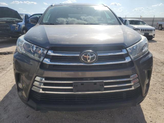 Photo 5 from auction – 2017 TOYOTA HIGHLANDER with VIN 5TDDZRFH1HS459782