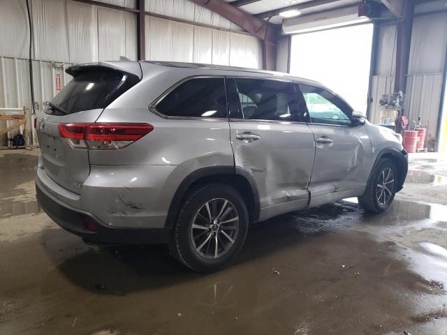 Photo 3 from auction – 2018 TOYOTA HIGHLANDER with VIN 5TDKZRFH2JS545986