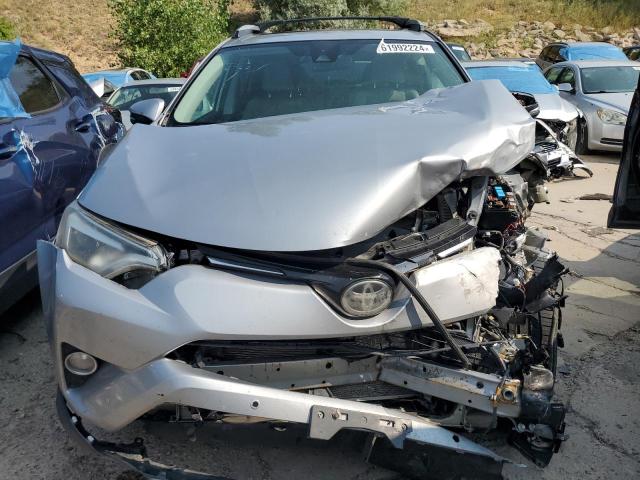 Photo 5 from auction – 2017 TOYOTA RAV4 LIMIT with VIN 2T3DFREV4HW565027