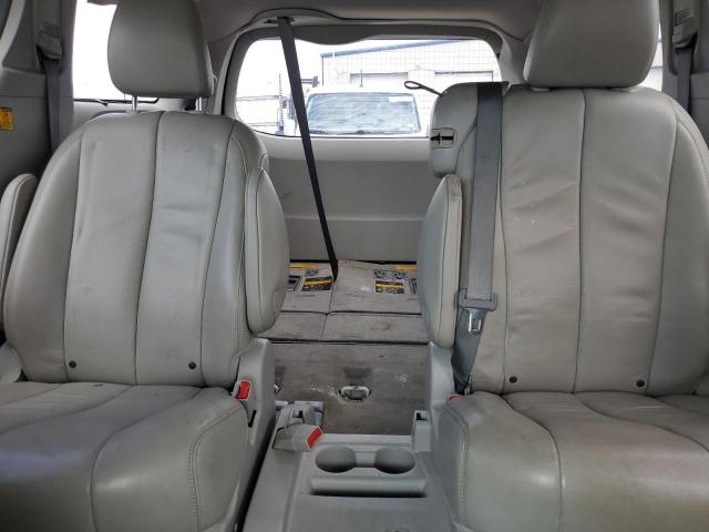 Photo 10 from auction – 2013 TOYOTA SIENNA XLE with VIN 5TDYK3DC4DS306902