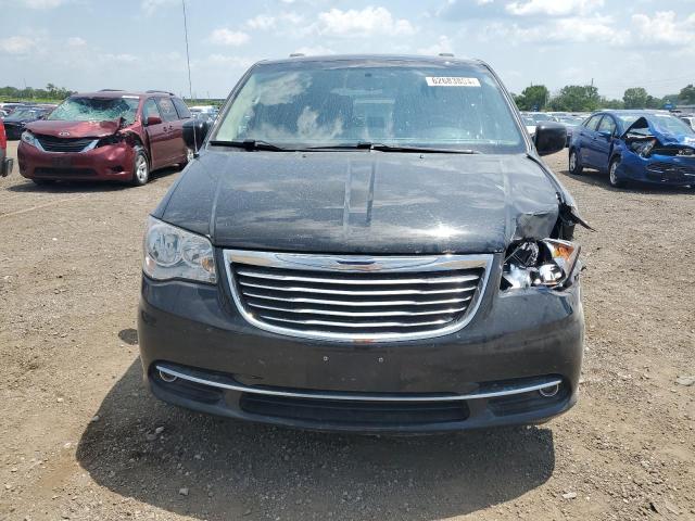 Photo 5 from auction – 2016 CHRYSLER TOWN & COU with VIN 2C4RC1BG6GR213985