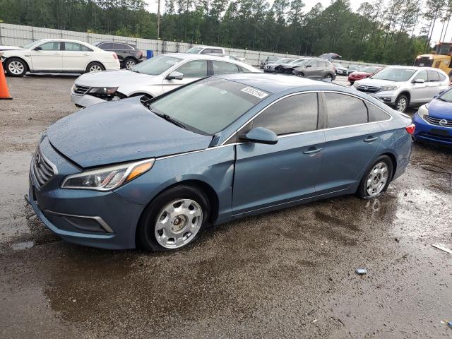 HYUNDAI SONATA SE 2017 with VIN 5NPE24AF8HH488039 - Photo from auction