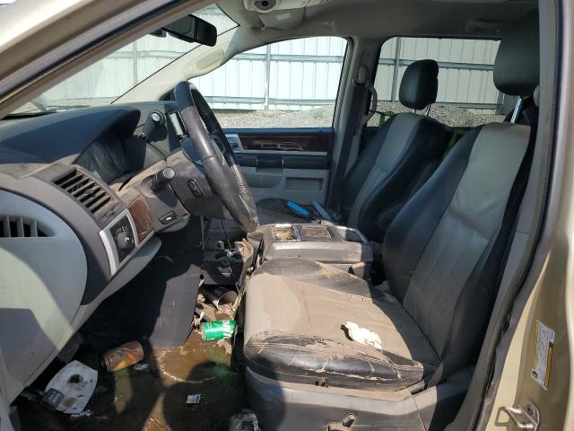 Photo 7 from auction – 2010 CHRYSLER TOWN & COU with VIN 2A4RR8DXXAR376810