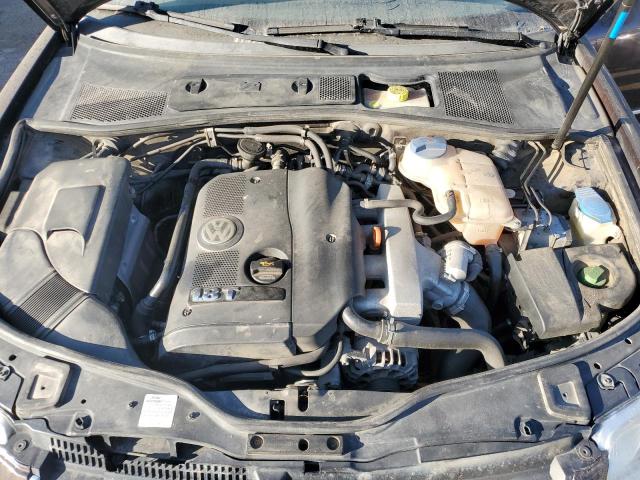 Photo 11 from auction – 2004 VOLKSWAGEN PASSAT GLS with VIN WVWVD63B14E182746