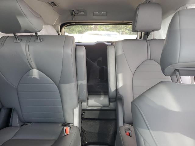 Photo 10 from auction – 2021 TOYOTA HIGHLANDER with VIN 5TDGZRAH3MS070558