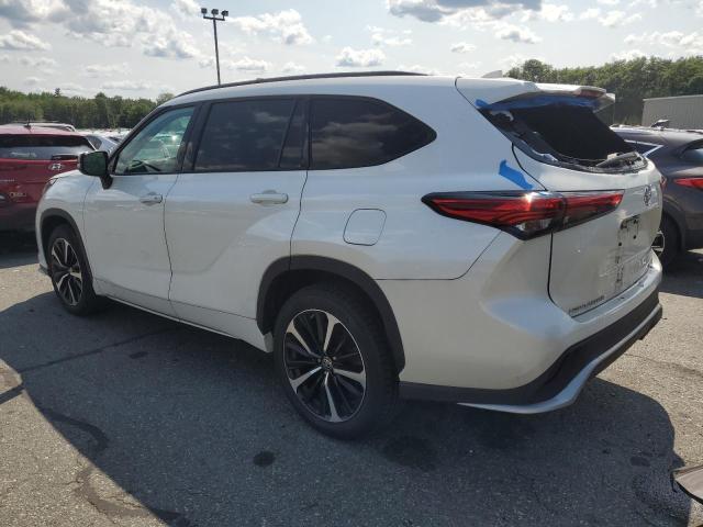 Photo 2 from auction – 2021 TOYOTA HIGHLANDER with VIN 5TDJZRBH3MS076087